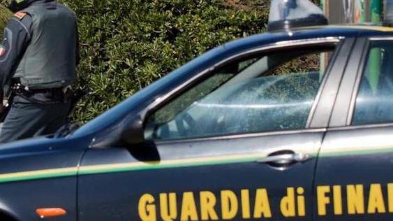 Tangenti anti fisco, 5 arresti eccellenti