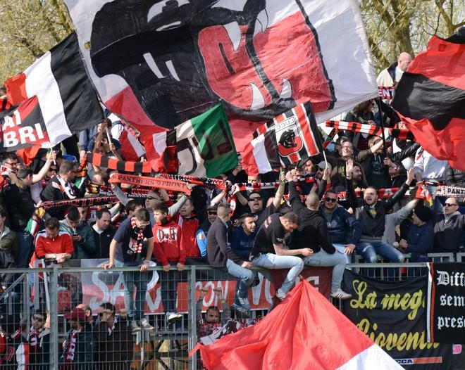 Un anno senza partite Daspo a un tifoso rossonero 