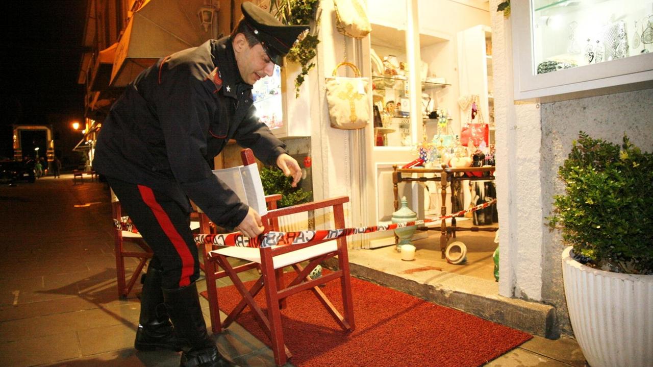 Pietrasanta, lite fra due uomini finisce con un accoltellamento