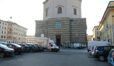 Il parcheggio dei Domenicani diventa a pagamento 