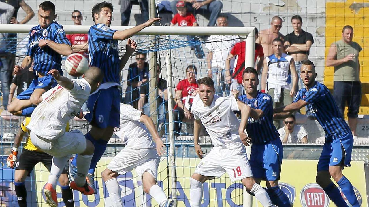 Il Pisa vola verso i playoff e inguaia il Viareggio