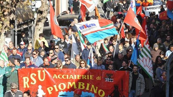 Centinaia di lavoratori rischiano di perdere la cig
