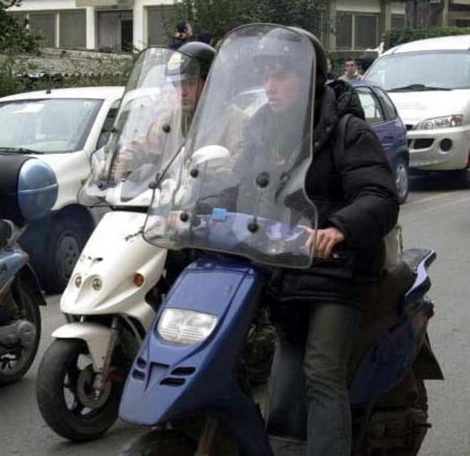 Aumentano i senza patente alla guida di ciclomotori 