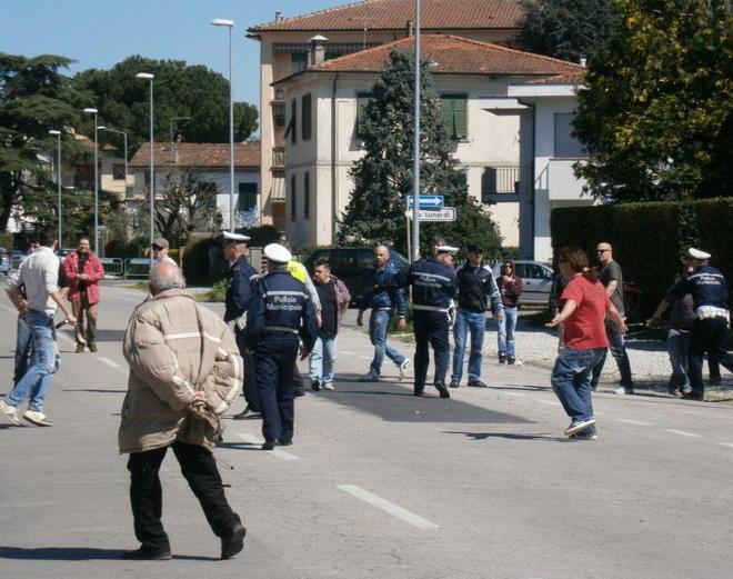 Scontri prima del derby, scattano i provvedimenti contro gli ultras della Pistoiese 