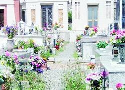 Con la recessione anche il funerale diventa un lusso 