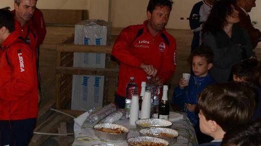 Don Armando dall’altare esulta per il Fratres
