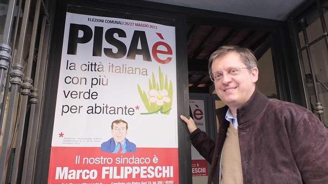La firma di Staino sui manifesti della campagna di Filippeschi
