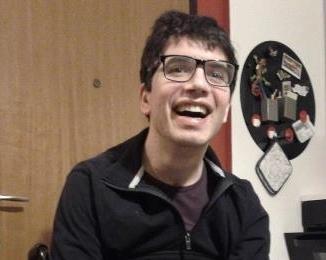 L’appello degli amici: «Aiutiamo Davide a curarsi in Svizzera» 