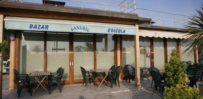 Scontrini non emessi, sigilli ad un bar di Torre del Lago 