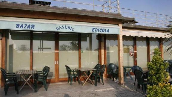Scontrini non emessi, sigilli ad un bar di Torre del Lago