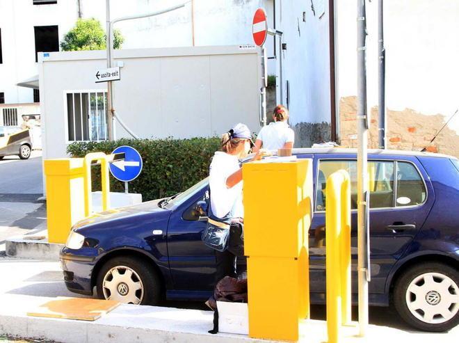 Riunione sui parcheggi, ma senza sindaco 