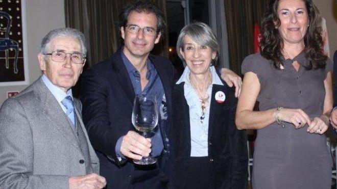 Ghezzi presenta i suoi sostenitori
