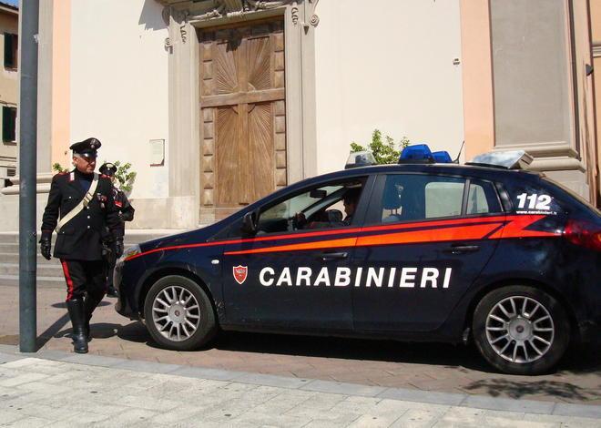 Sorpresi a fare sesso nel confessionale 