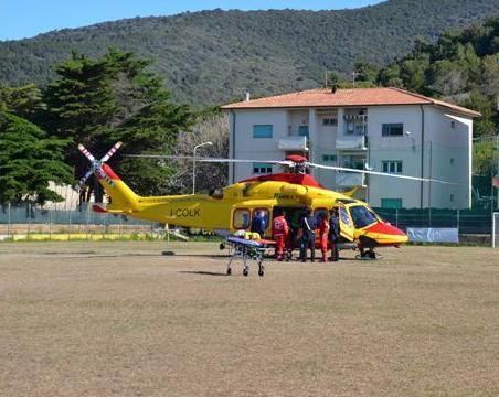 Esplode la bombola del gas gravi ustioni per un 62enne 