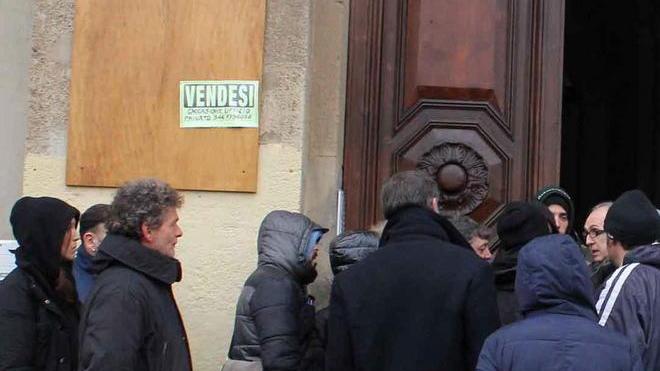 Sfratto in via del Seminario per una famiglia con due figli piccoli