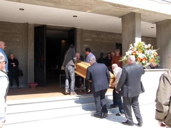 A Tobbiana i funerali dell’uomo investito in via Manzoni 