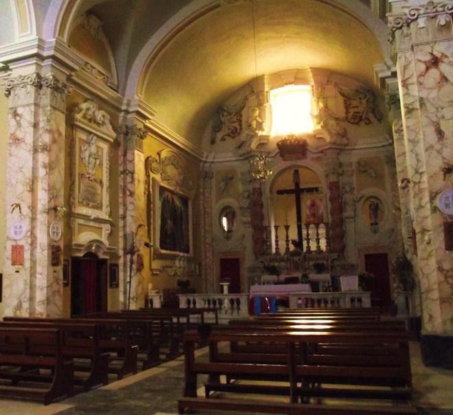 Il tetto della chiesa di Valle Benedetta rischia il crollo 