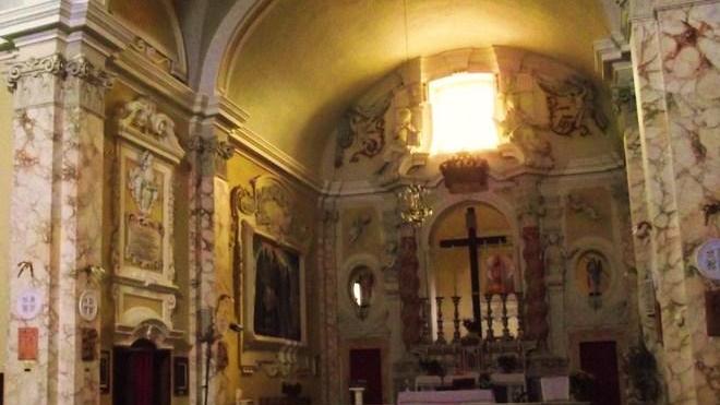 Il tetto della chiesa di Valle Benedetta rischia il crollo