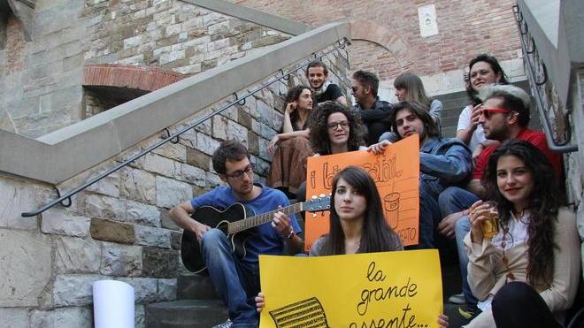 I giovani di Alp “bivaccano” a Palazzo Pretorio