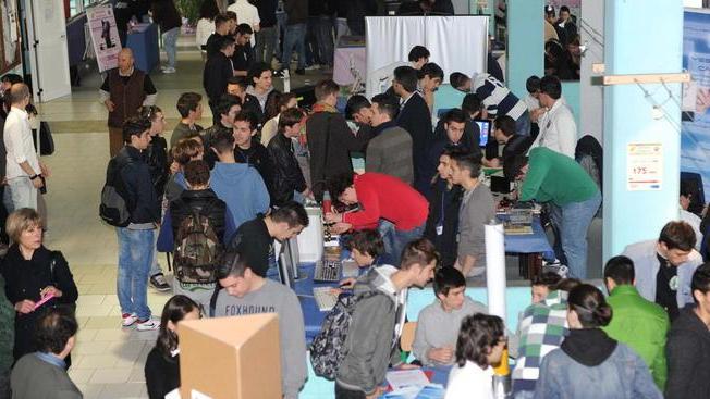 Da oggi all’Iti Marconi c’è l’happy hour della tecnica