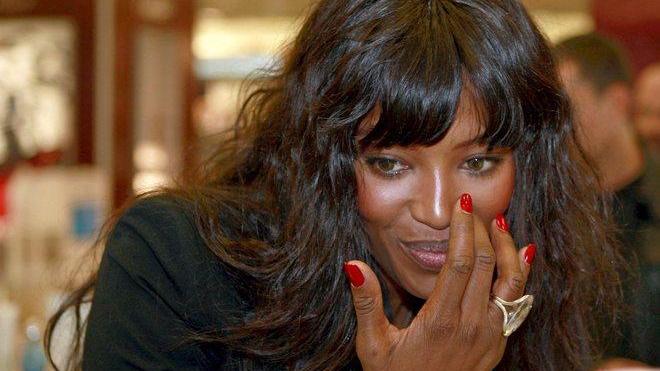 I tic di Naomi Campbell svelati da chi l’ha ospitata