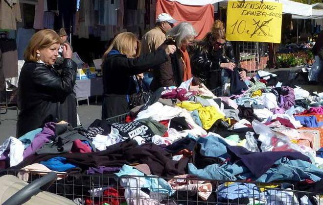 Il mercato? Meglio in piazza I negozi del centro si schierano 