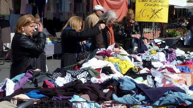 Il mercato? Meglio in piazza I negozi del centro si schierano