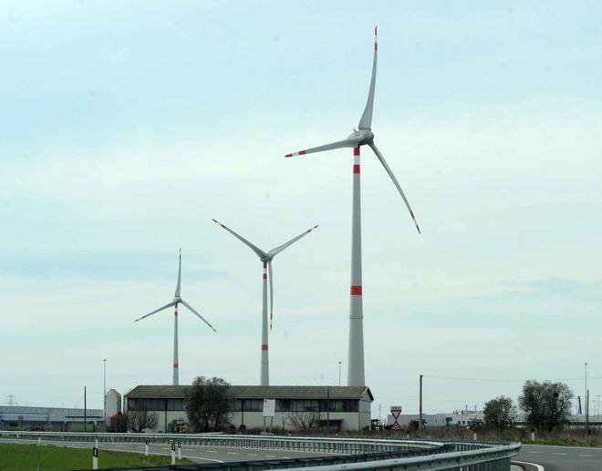 Eolico, Repower chiede una pausa 