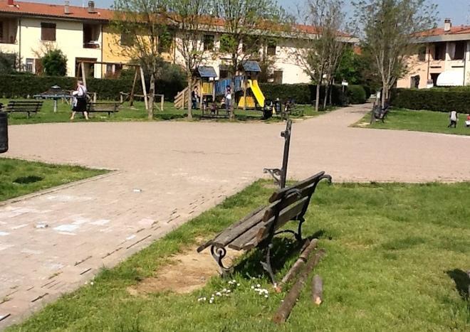 «Salviamo i giardini di via Toti» 