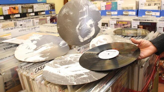 Ponce e vinile L’enoteca festeggia i dischi vintage