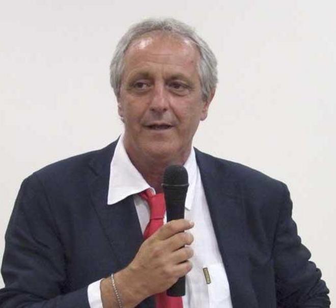 Da giugno piscine chiuse per lavori 