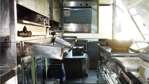 Rosticceria ambulante chiusa dai Nas a Seravezza per motivi igienico-sanitari