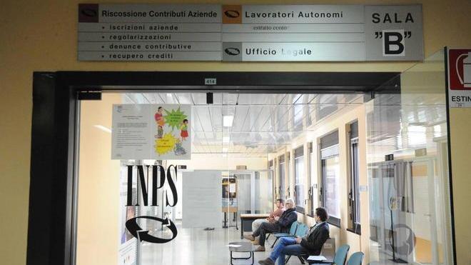L’Inps chiede ai pensionati di restituire la quattordicesima