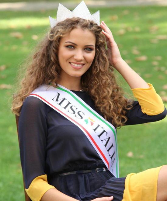 Il Pontedera s’affida alla bella miss 