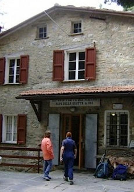 All’Alpe della Grotta si cerca un gestore per il rifugio 
