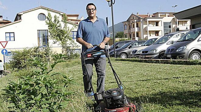 Medicinali e vestiti per bambini con i buoni del Comune