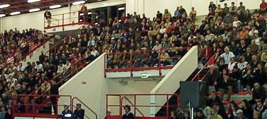 Pallamano vietata agli studenti 