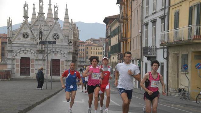 Strapazzata fra i Lungarni e le Mura