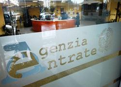 Equitalia, stop ai pignoramenti degli stipendi 
