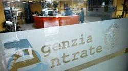 Equitalia, stop ai pignoramenti degli stipendi