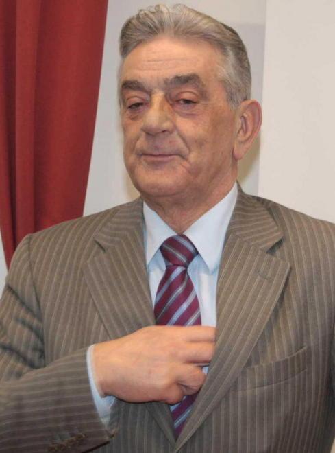 Troppi veti e veleni, l’ex sindaco Bosi fa un passo indietro 