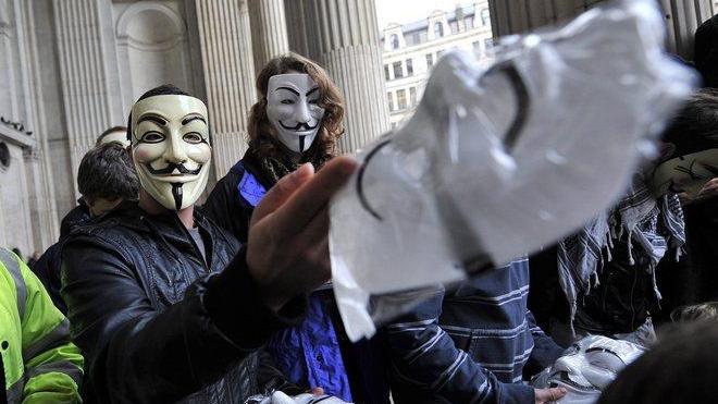 Gli hacker sono entrati dalle segnalazioni on line