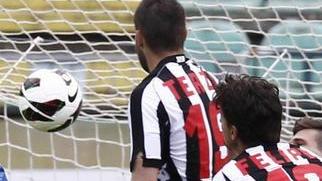 Chievo in porto, Siena nella bufera