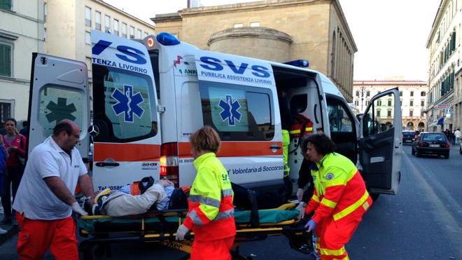 Travolto sulle strisce in via Grande, è grave
