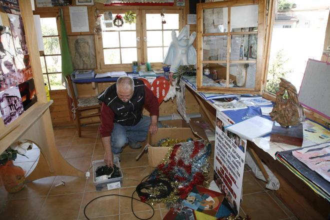 Vandali danneggiano la Casina dei ricordi della strage del 29 giugno 