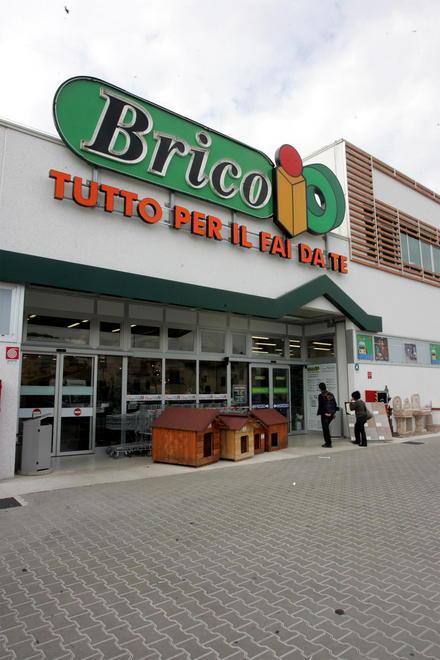Due tentati furti all’Eurospin e a Brico Io 
