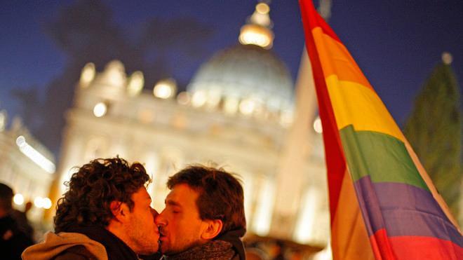 Un’altra coppia gay si sposa a New York
