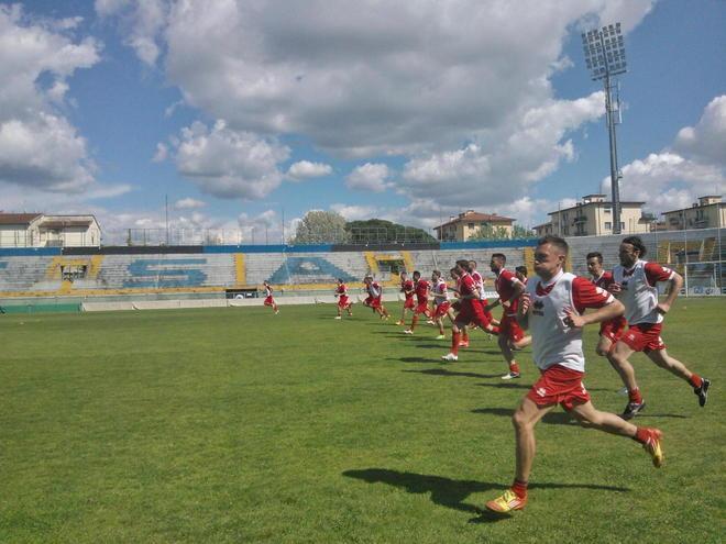 Pisa a ranghi quasi completi per il derby 