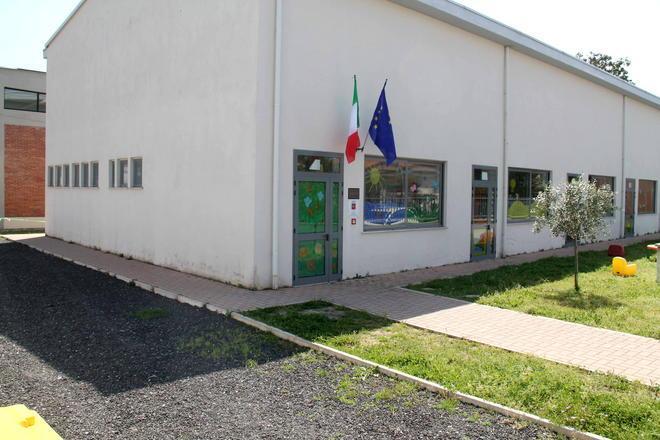 Scuole prese d’assalto da una banda di ladri 