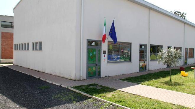 Scuole prese d’assalto da una banda di ladri